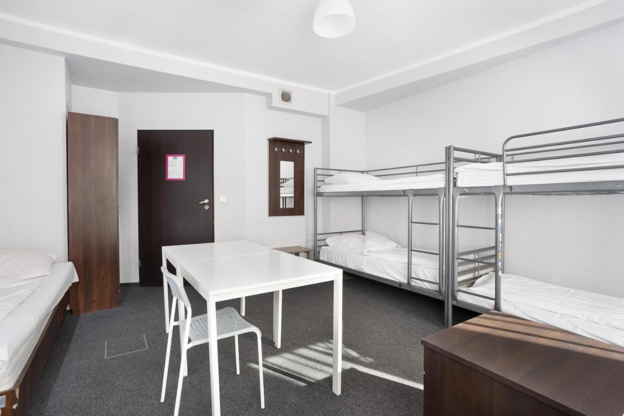 Shick Hostelヴロツワフ エクステリア 写真