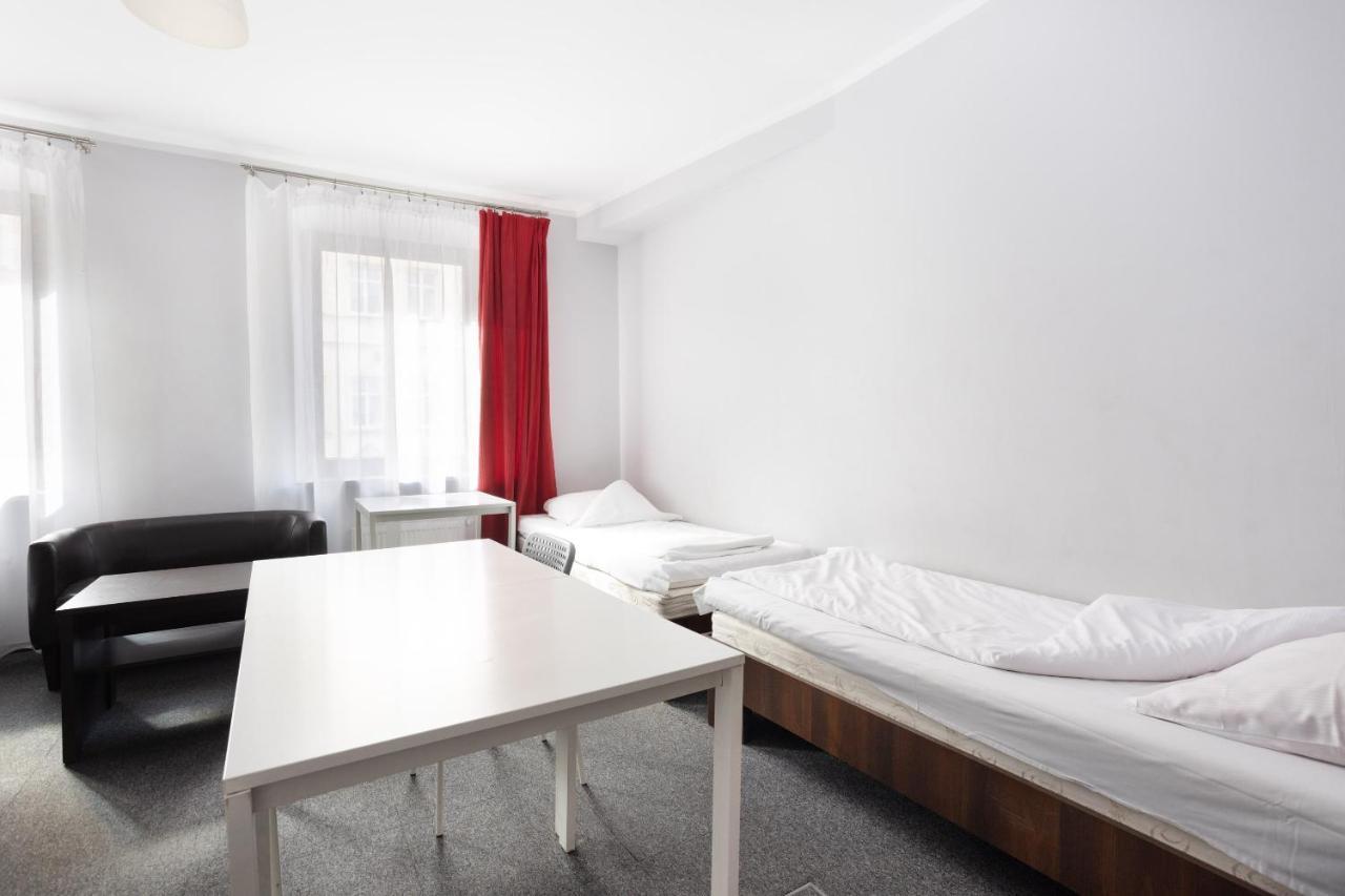Shick Hostelヴロツワフ エクステリア 写真